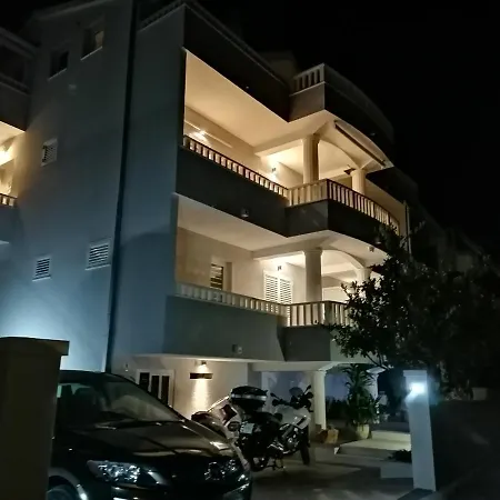 Iris Apartament Hvar Town