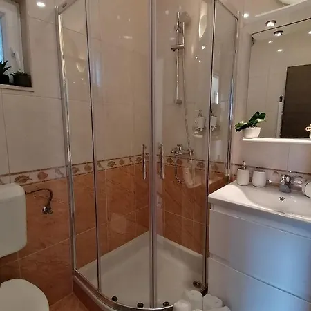 Iris Apartament *