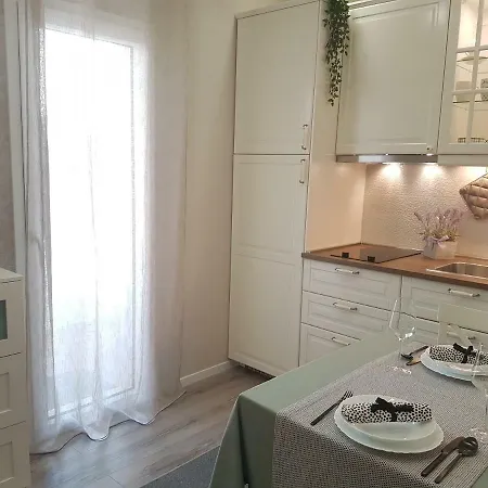 Iris Apartament *