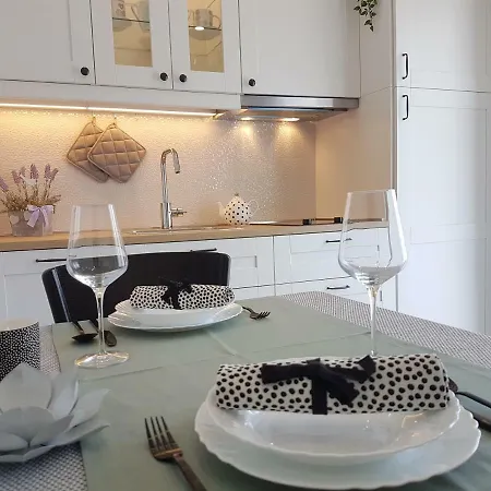 Iris Apartament Hvar Town