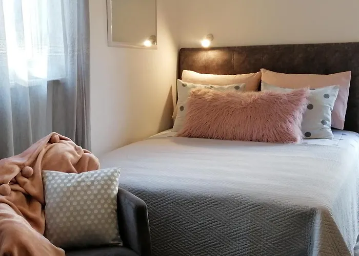 아파트먼트 아이리스