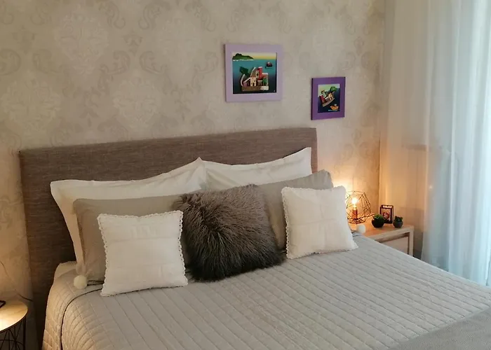 아파트먼트 아이리스 *