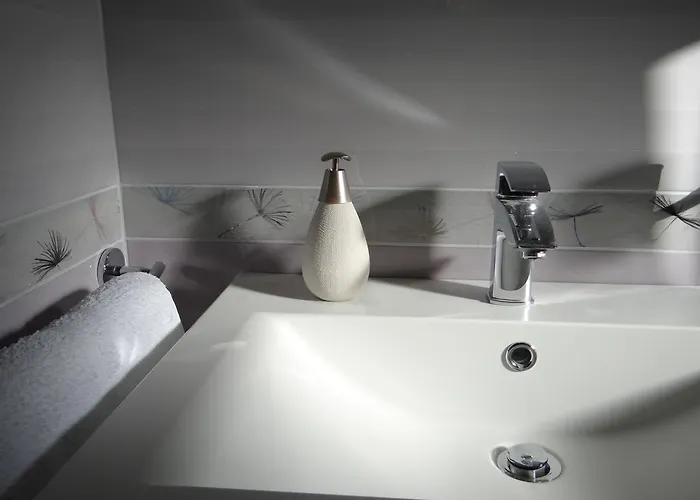 아파트 아파트먼트 아이리스