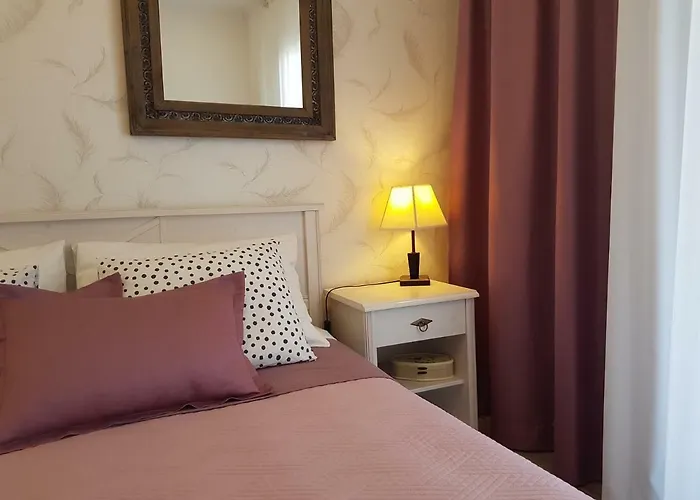 아파트먼트 아이리스 *