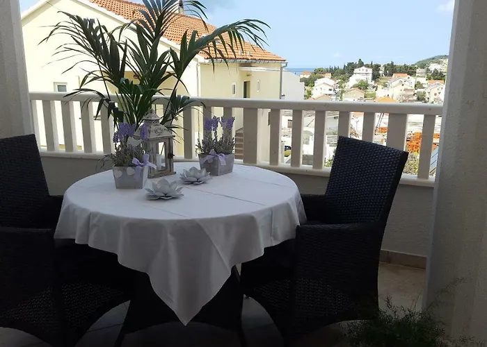 아파트먼트 아이리스